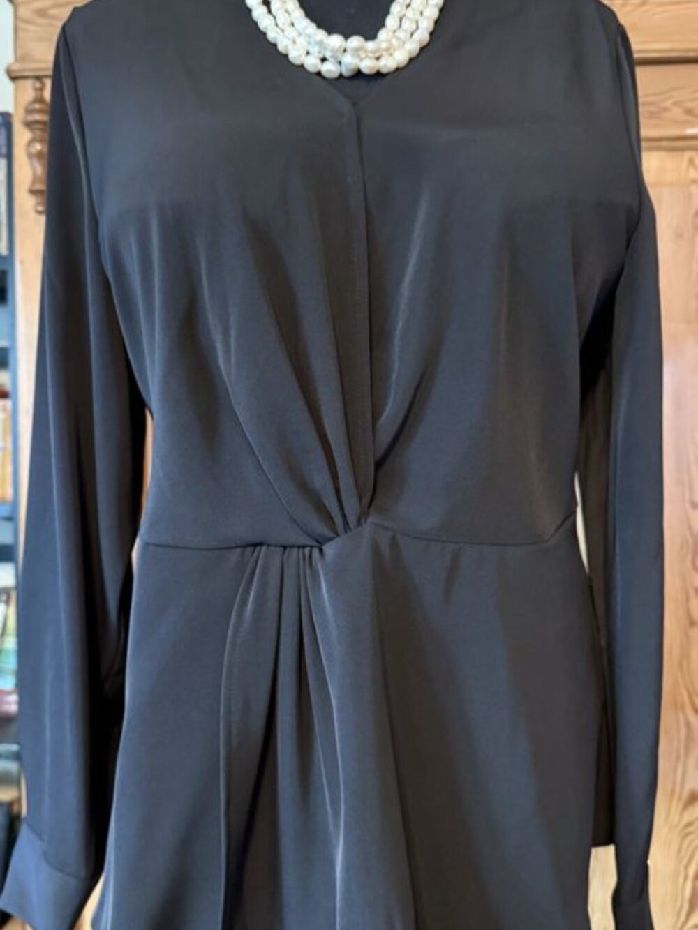 Eloquii Navy Shirred Mock Neck Blouse Size 18 NWT - Picture 2 of 8